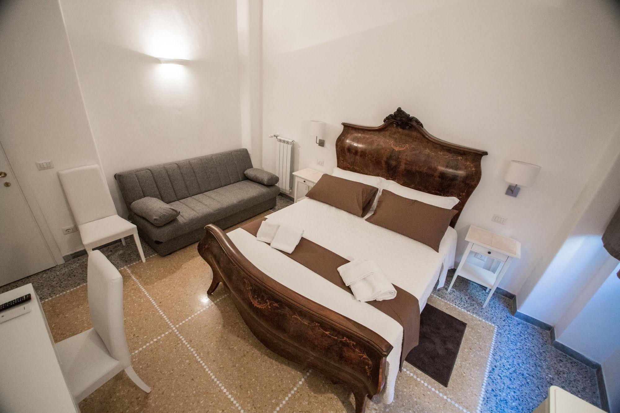Hotel Desiderio Di Roma Exterior foto